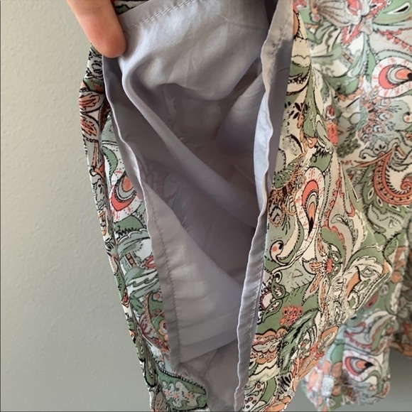 Cupcakes and Cashmere Gale Paisley Crop Jumpsuit - Picture 7 of 10